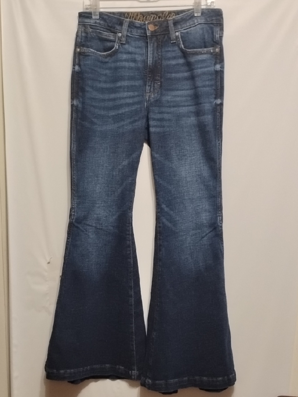 Wrangler High Rise Dramatic Blue Flare Jeans - Dark Wash 29/32
